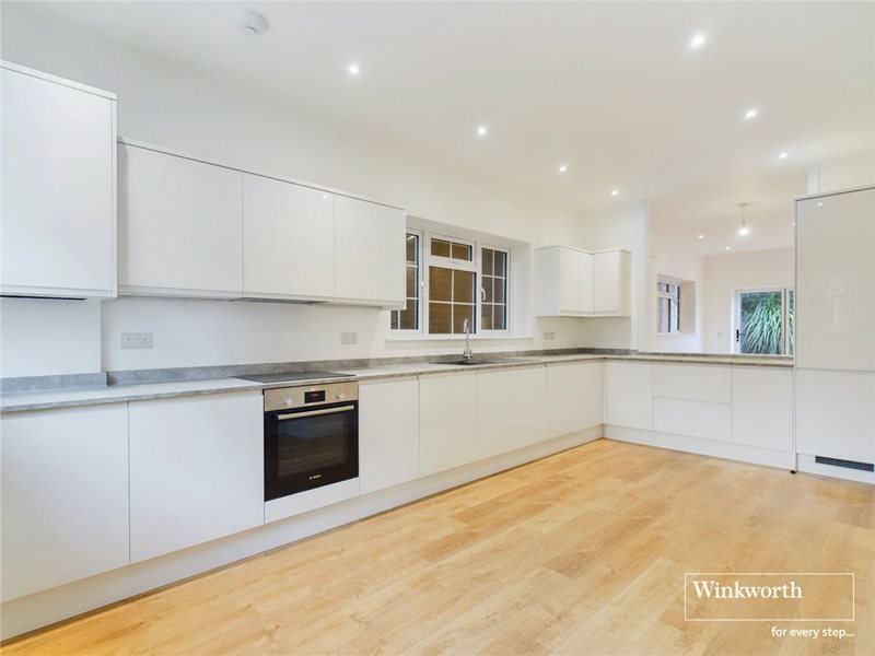 Maxwelton Close, Mill Hill, NW7