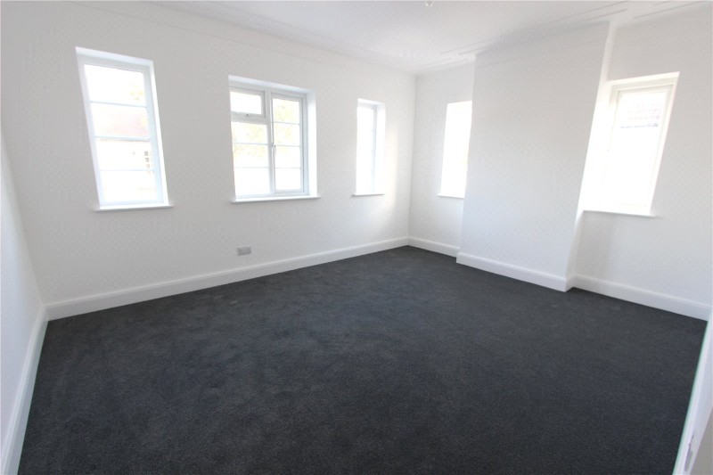 Highcliff Drive, Leigh-on-Sea, Essex, SS9