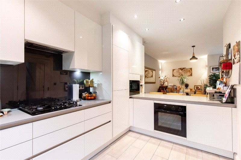 Halford Place, London, W7