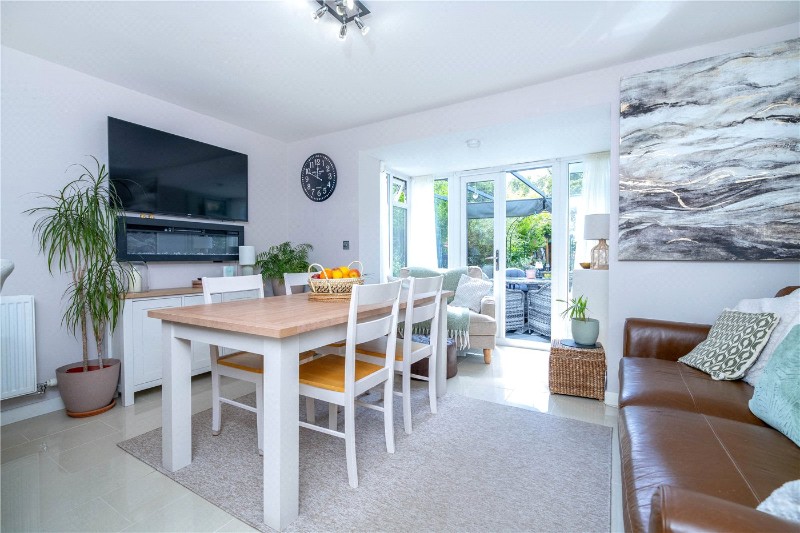 Warwick Close, Bourne, Lincolnshire, PE10