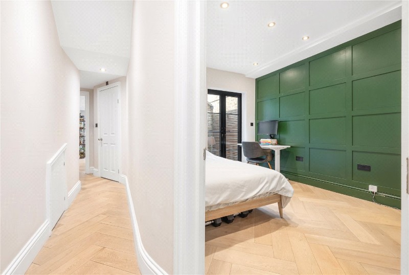 Spurling Road, London, SE22