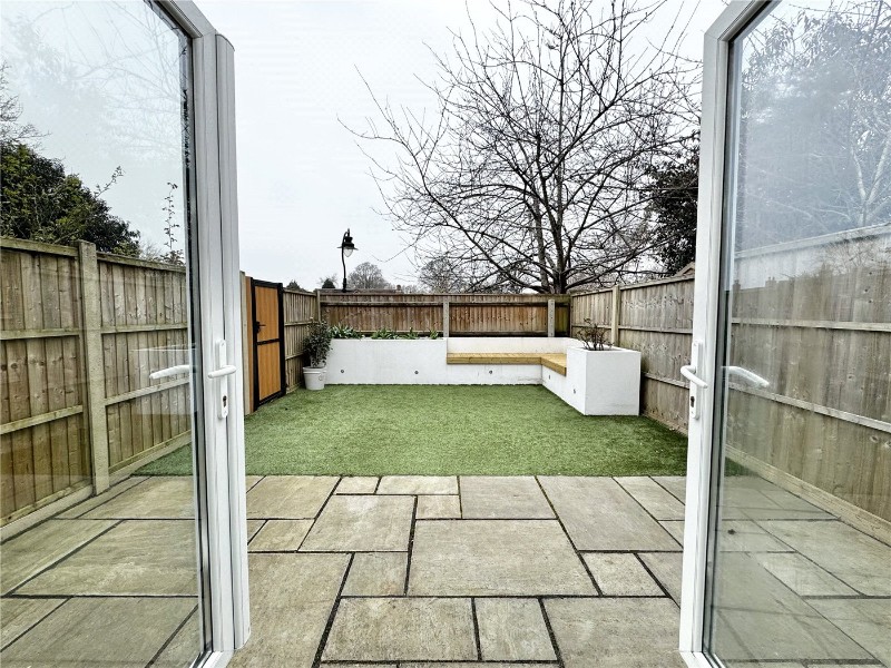 Rose Farm Close, Ferndown, Dorset, BH22