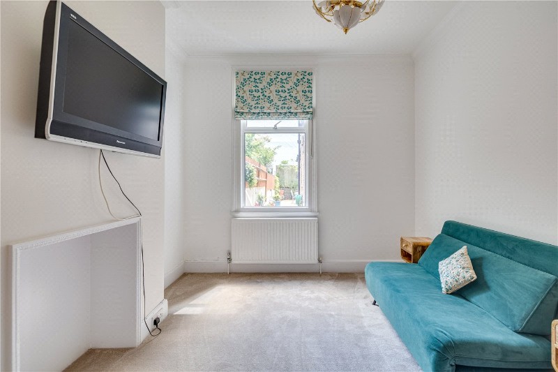 Chaldon Road, London, SW6