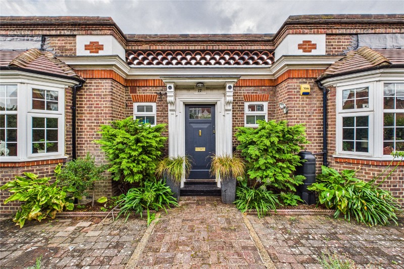 Hillside Road, London, SW2