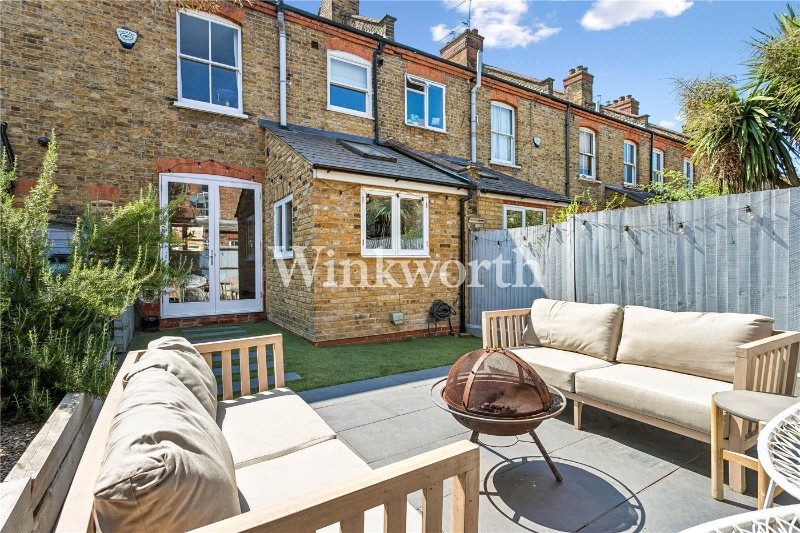 Russell Avenue, London, N22