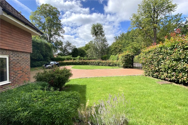 Park Grove, Knotty Green, Beaconsfield, HP9