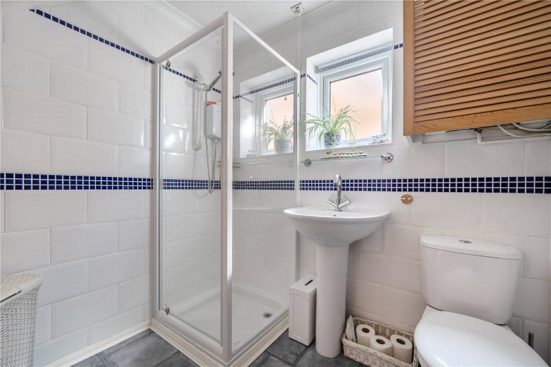 Wentworth Close, Farnham, Surrey, GU9