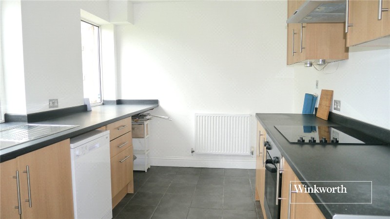 Connaught Road, Barnet, EN5