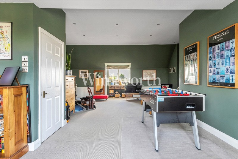 Fox Lane, London, N13