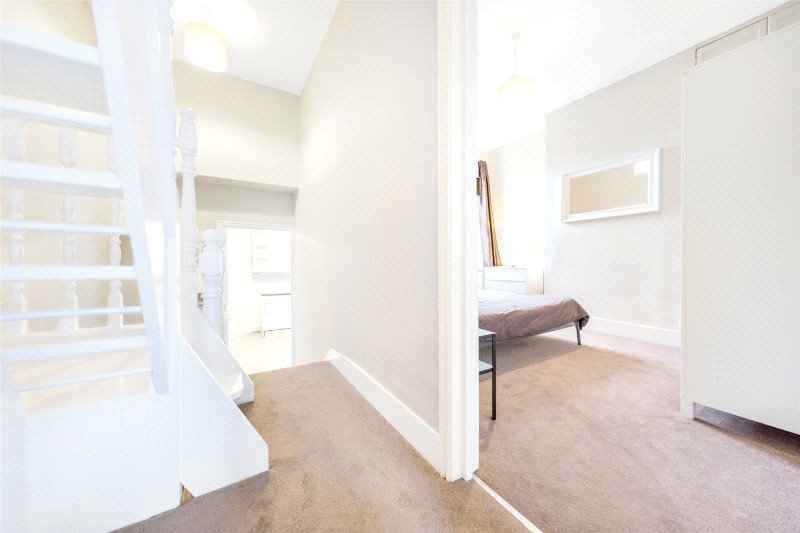 Rothschild Road, London, W4