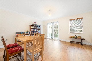 Hayes Grove, London, SE22