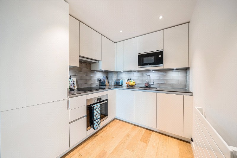 Maud Street, London, E16