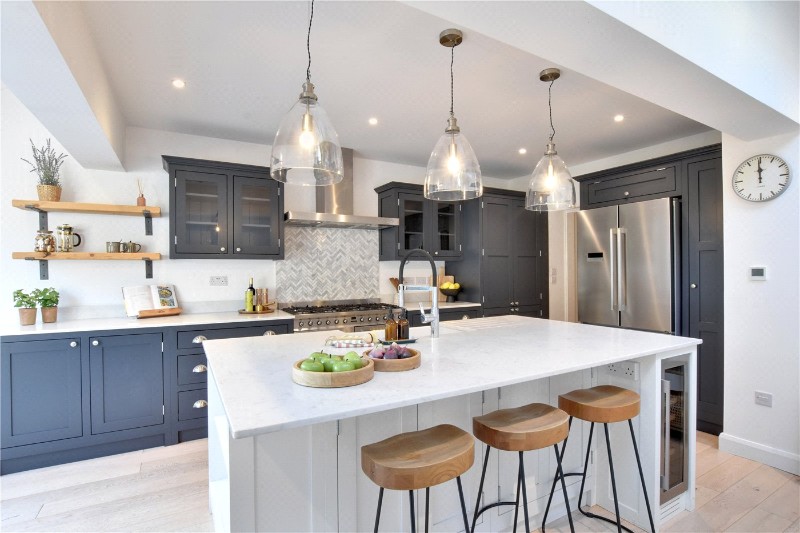 Manor Lane, Lee, London, SE12