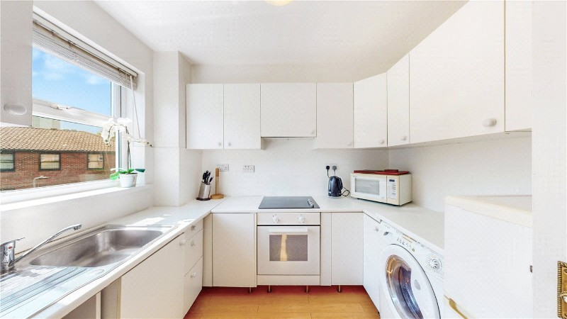 Weavers Way, London, NW1