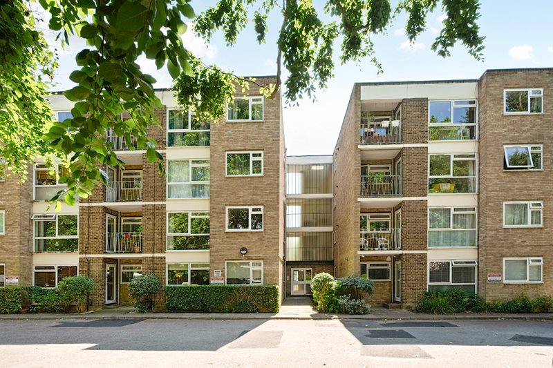Brackley Road, Beckenham, BR3