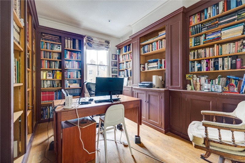 Favart Road, London, SW6