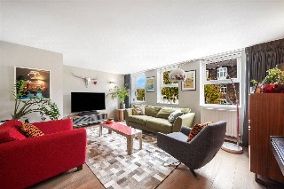 Alexandra Park Road, London, N10