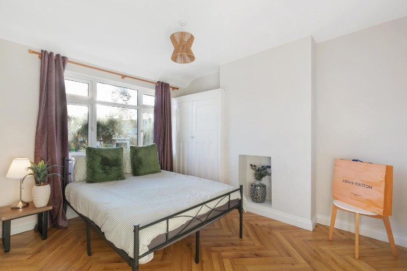 Aviemore Way, Beckenham, BR3