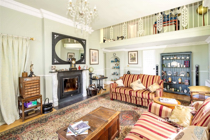 Salisbury Road, Winkton, Christchurch, Dorset, BH23