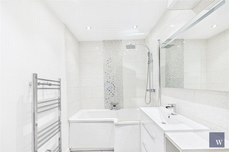 Lairdale Close, London, SE21