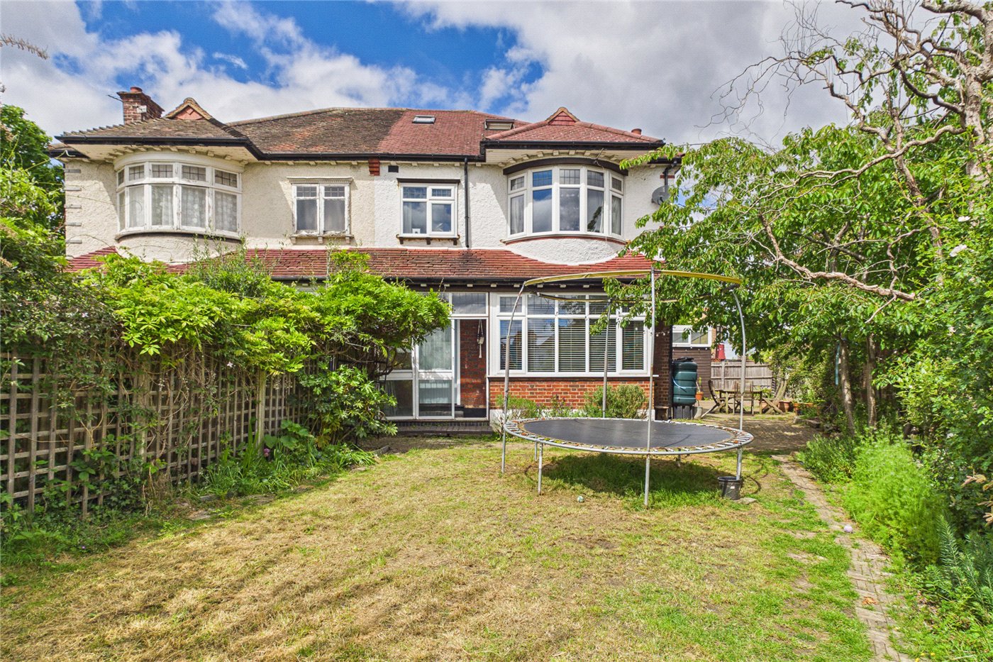 Wavertree Road, London, SW2