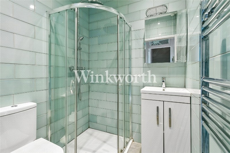 Russell Avenue, London, United Kingdom, N22