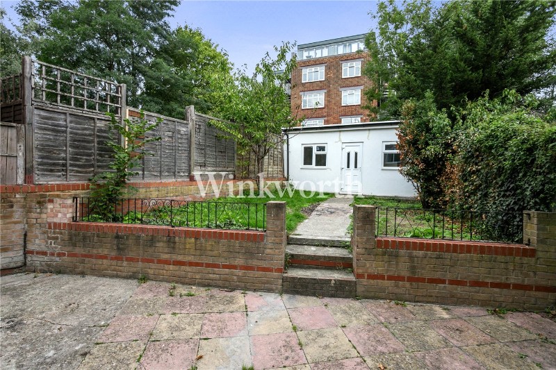 St Albans Crescent, London, N22