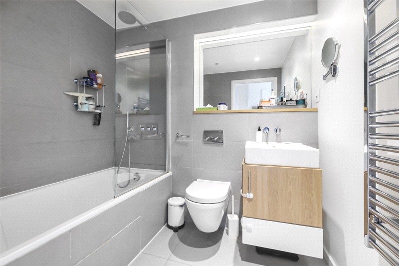28 Amwell Street, London, EC1R