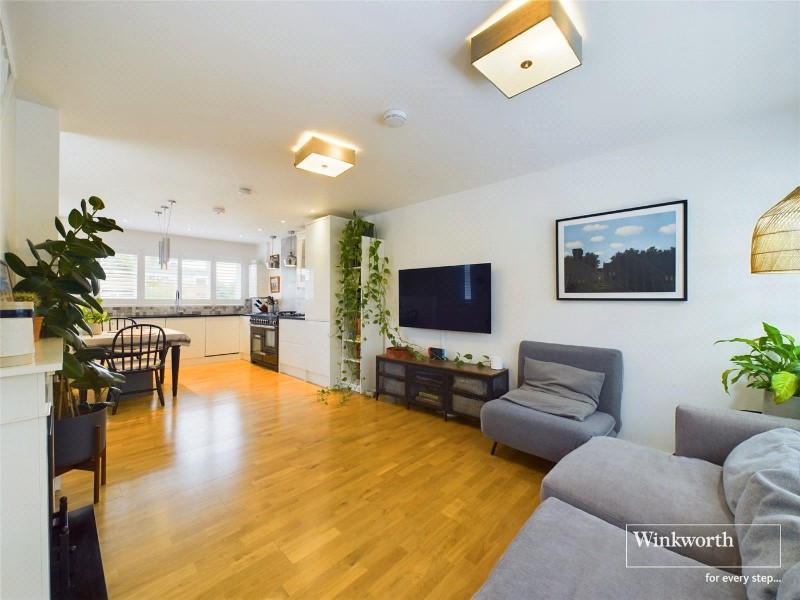 Sunningdale Gardens, Kingsbury, London, NW9