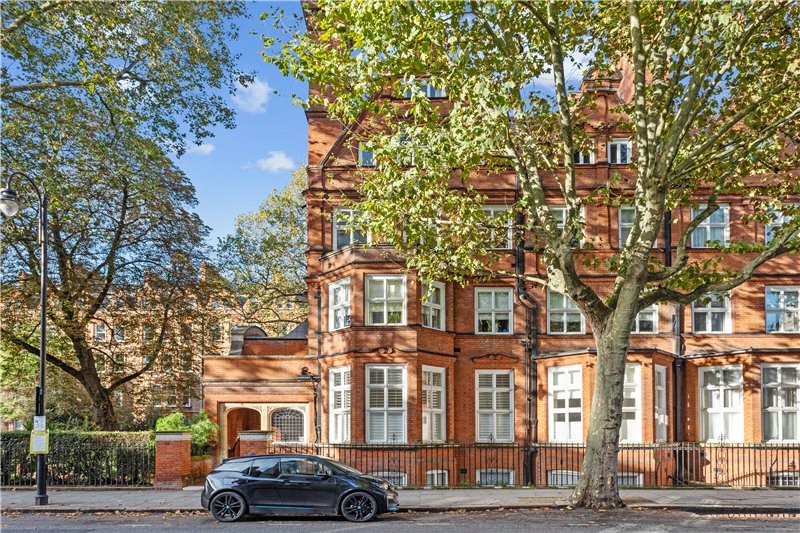 Harrington Gardens, South Kensington, London, SW7