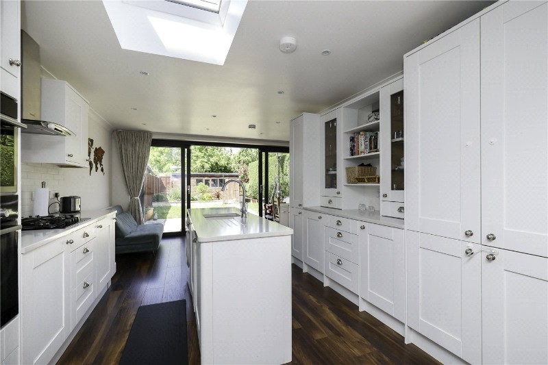 Saxon Drive, London, W3