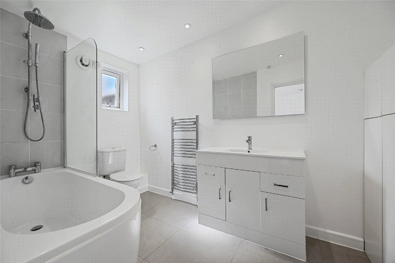 Godolphin Road, London, W12