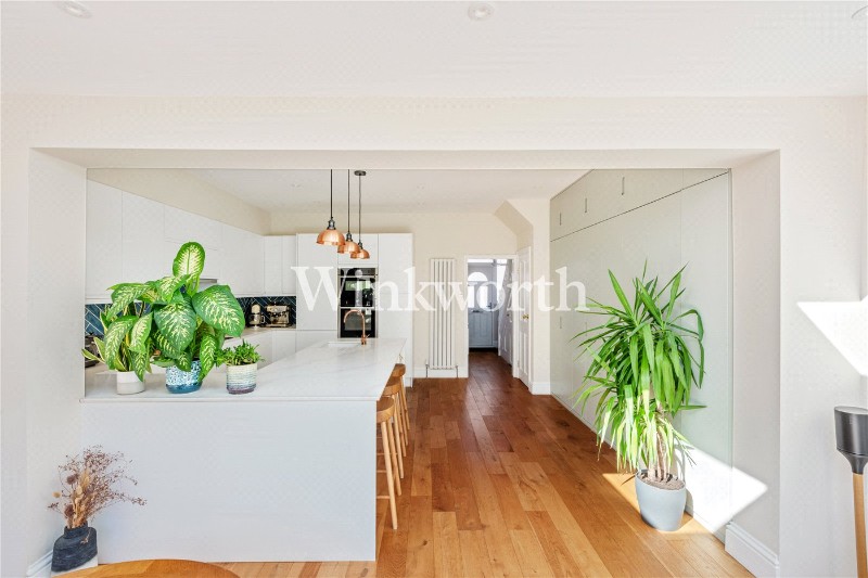 Hewitt Avenue, London, N22