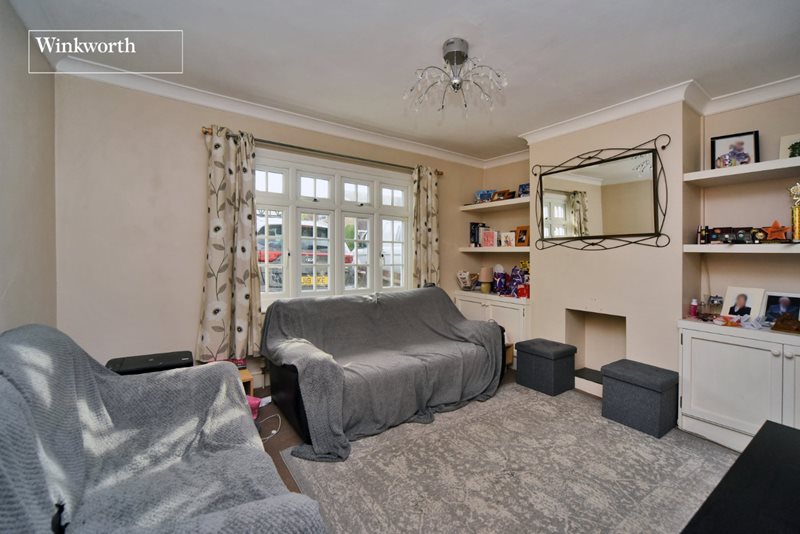 Clarkes Avenue, Worcester Park, KT4