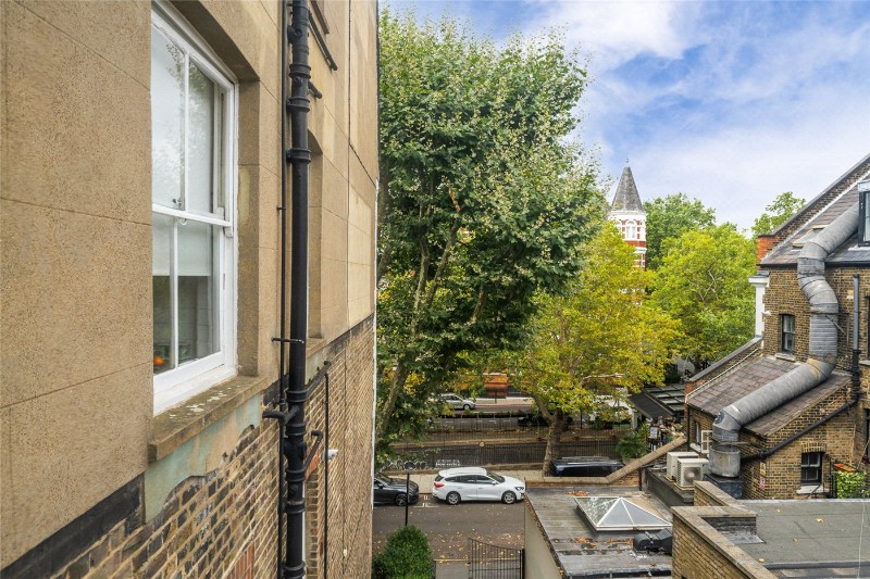 Maida Avenue, London, W2