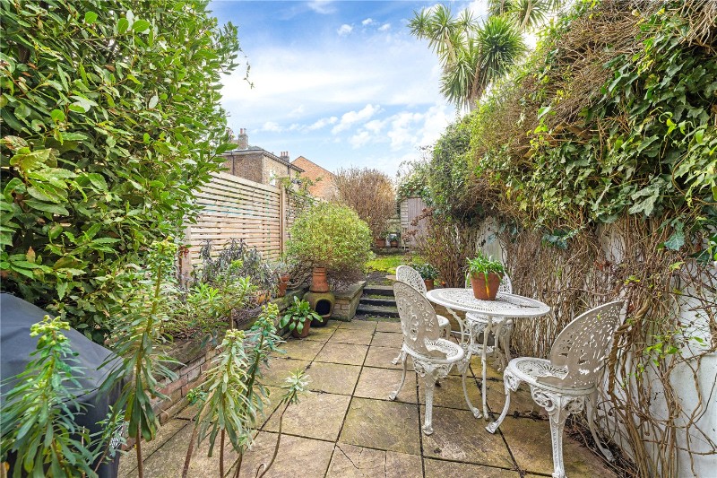 Nunhead Lane, Nunhead, London, SE15