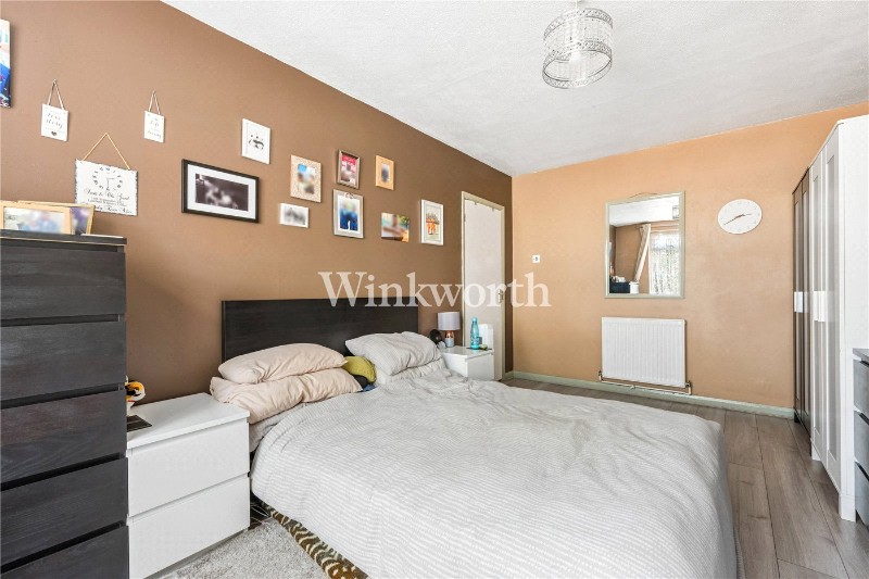 Taylor Close, London, United Kingdom, N17