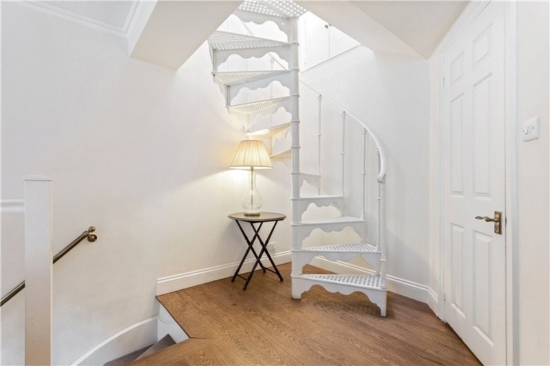 Atherstone Mews, South Kensington, London, SW7