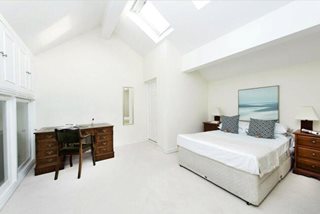 Dawes Road, London, SW6
