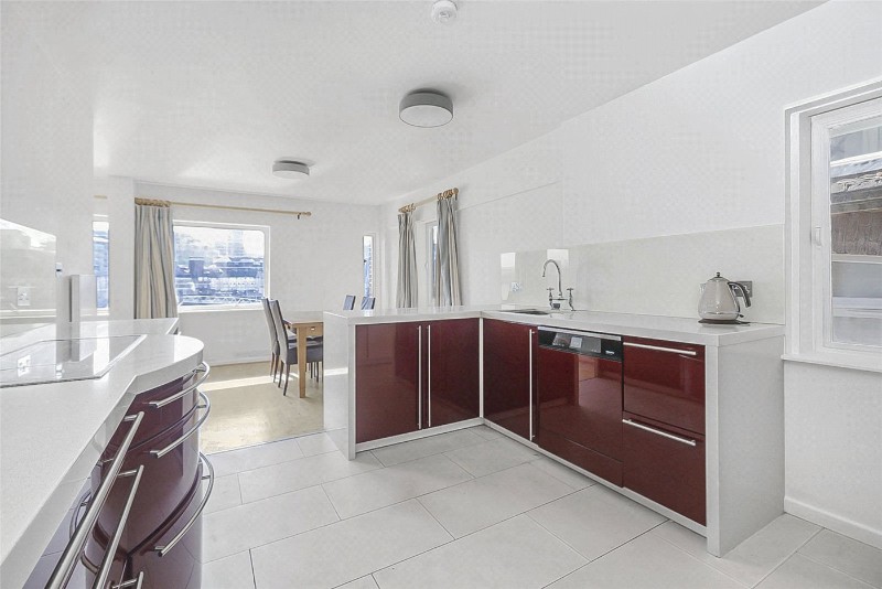 Upper Thames Street, London, EC4V