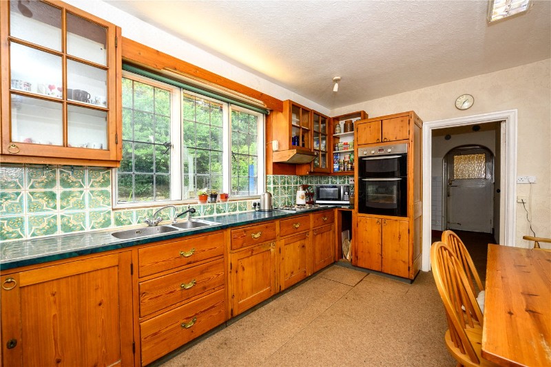 Byfleet Road, Cobham, Surrey, KT11