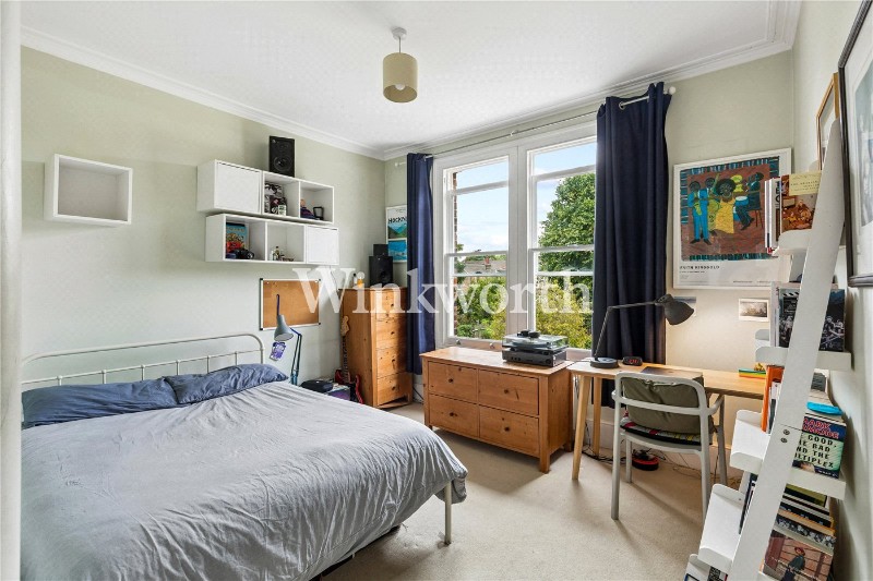 Lakeside Road, London, N13