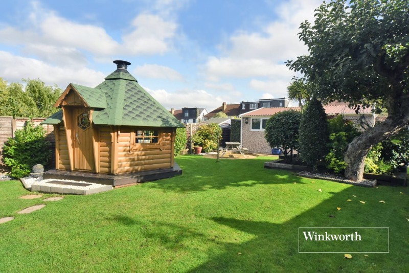 Elmstead Gardens, Worcester Park, Surrey, KT4