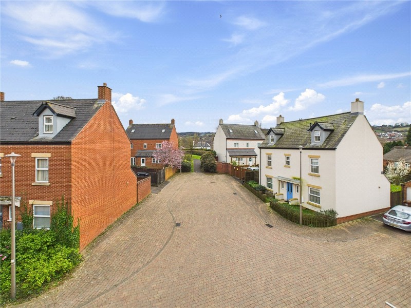 Popham Close, Tiverton, Devon, EX16