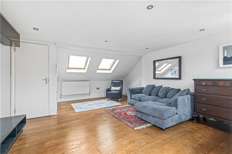 Thorparch Road, London, SW8