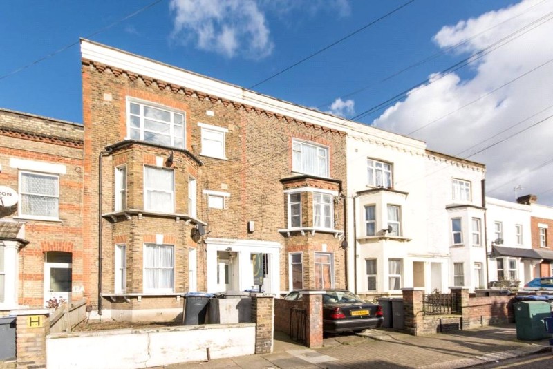 Rucklidge Avenue, London, NW10