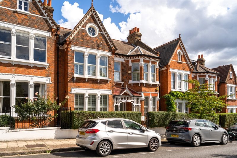 Hollingbourne Road, London, SE24