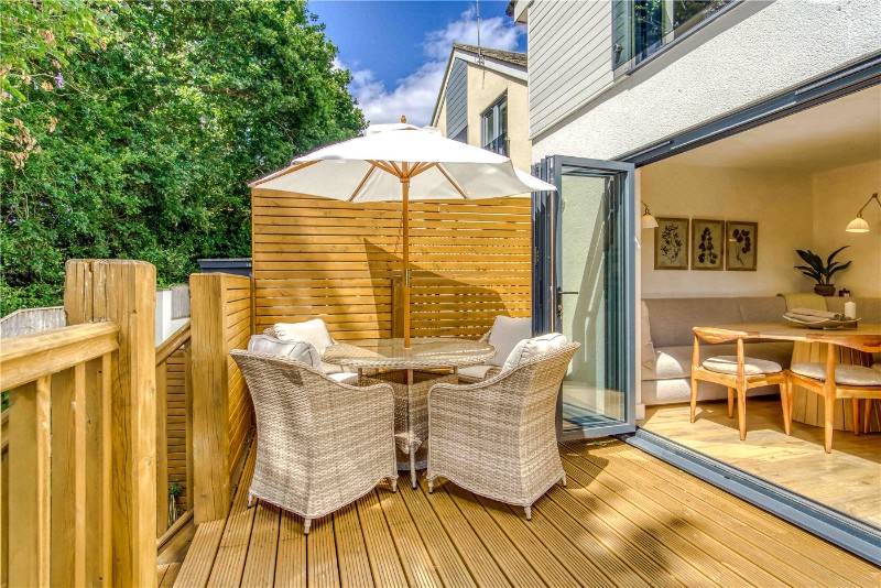 Brownsea View Avenue, Poole, Dorset, BH14