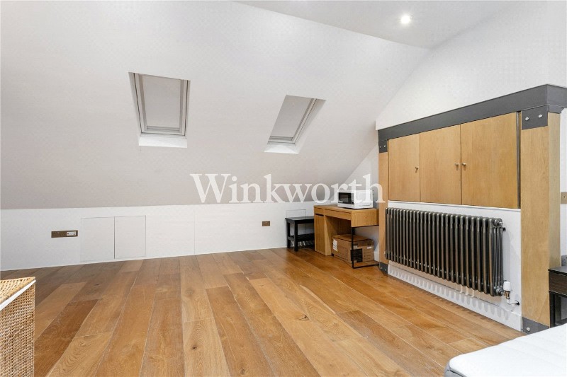 The Grove, London, N13