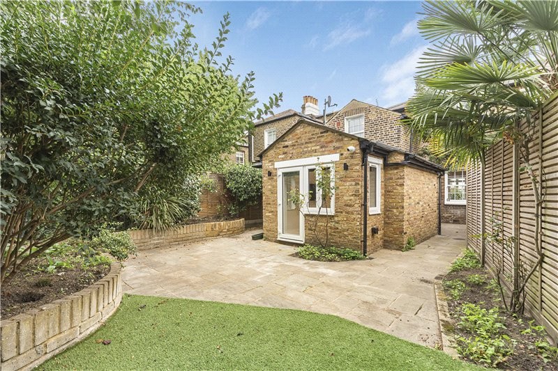 Stanton Road, Barnes, London, SW13